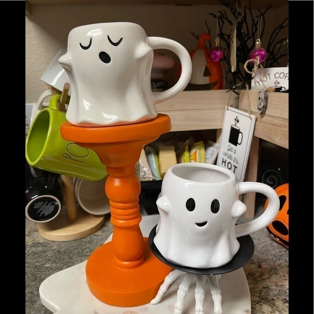 Target threshold 2021/2022 👻 ghost mug only